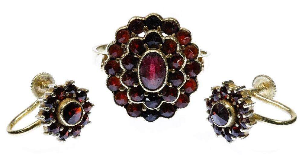 Lot 195: 14k Gold and Garnet Ring and Earrings