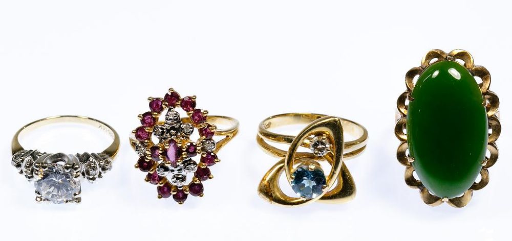 Lot 197: 14k Gold Ring Assortment
