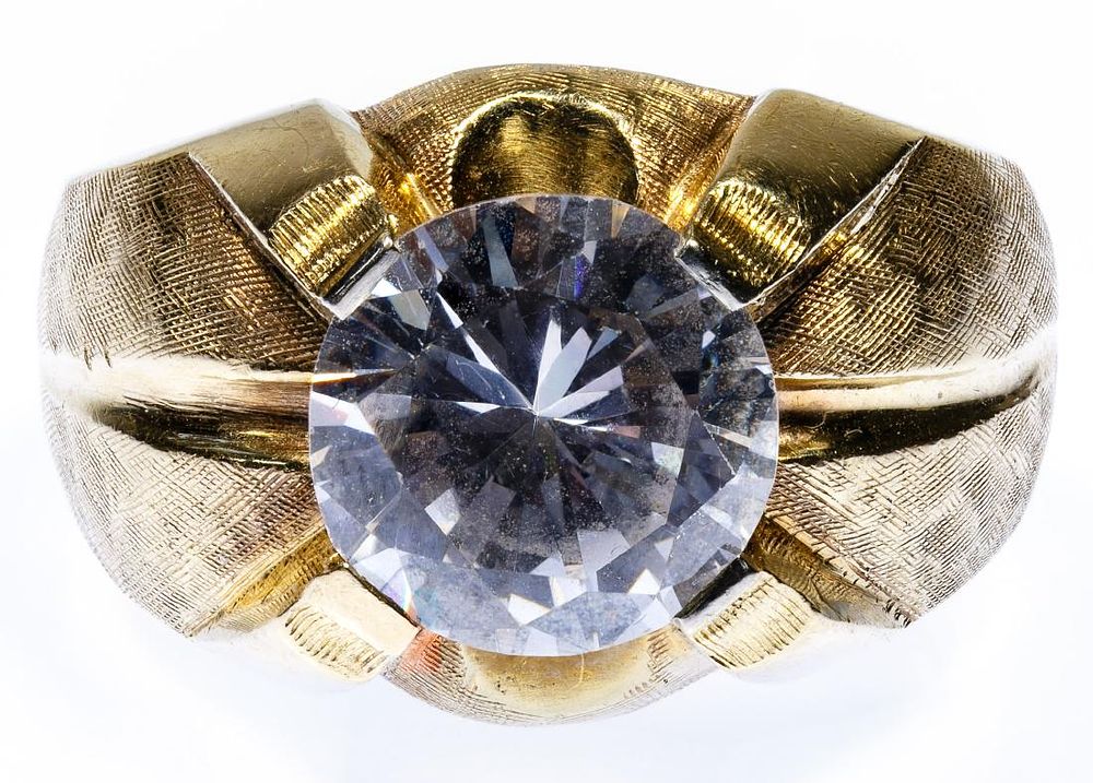 Lot 201: 14k Gold and Cubic Zirconia Ring