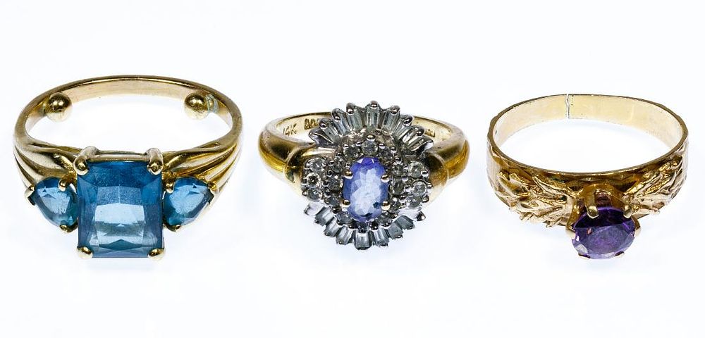 Lot 211: 14k Gold and Gemstone Rings