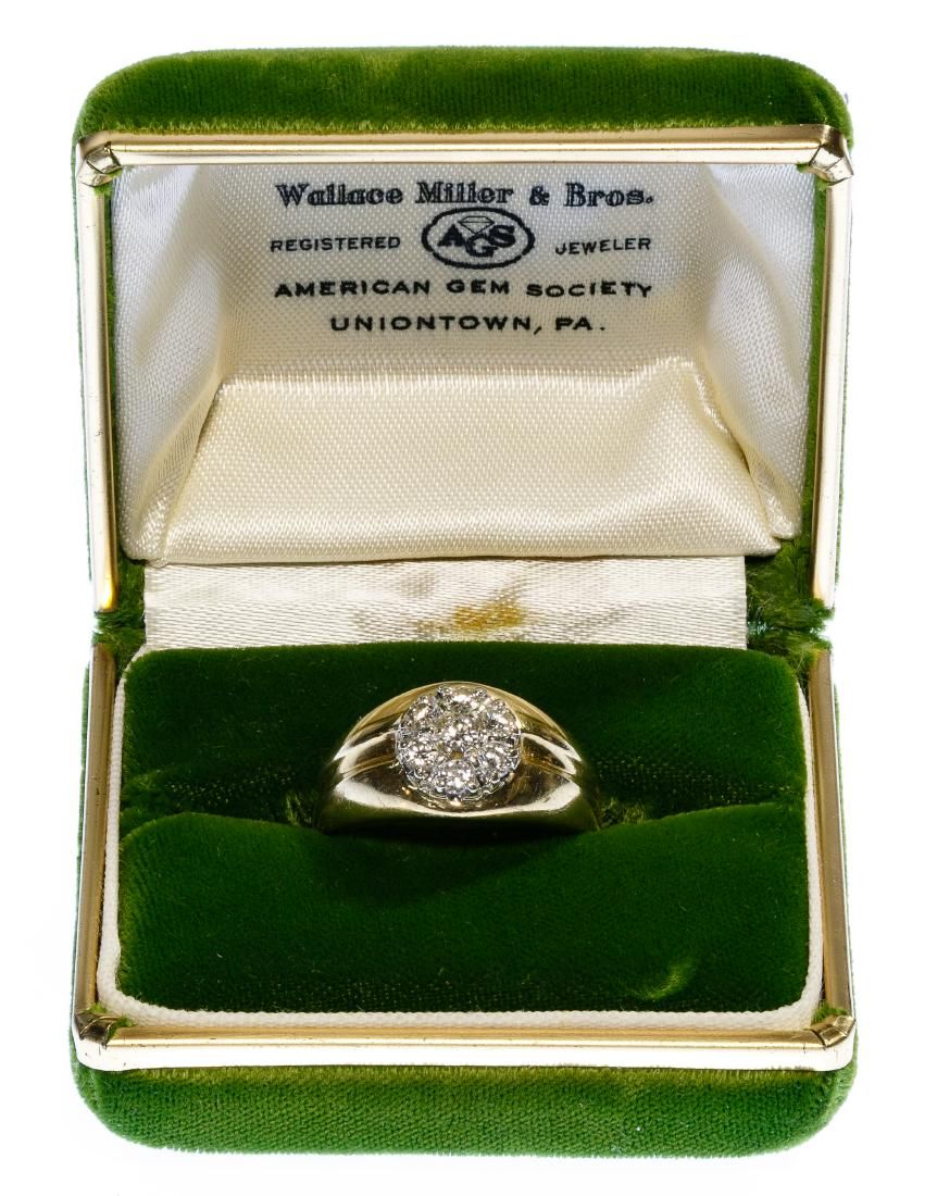 Lot 221: 14k Gold and Diamond Ring