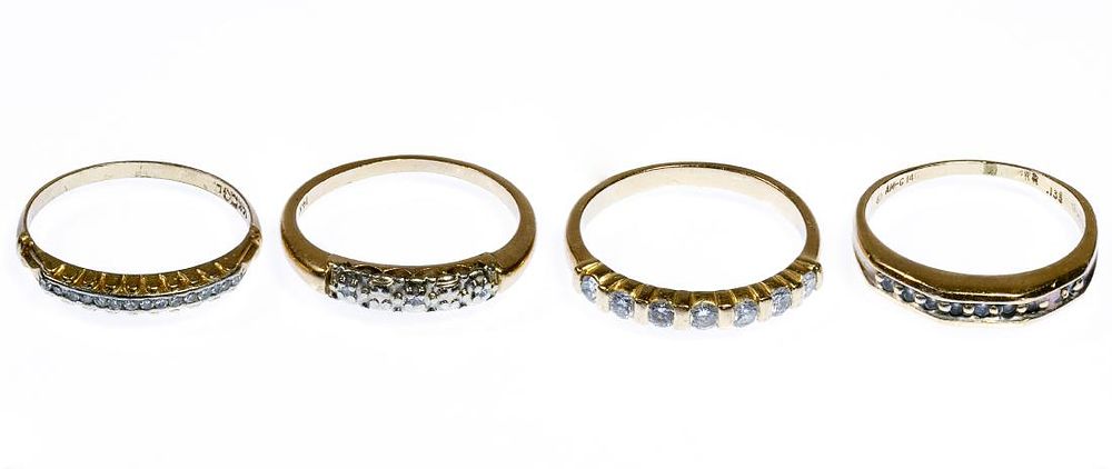 Lot 229: 14k Gold and Gemstone Rings