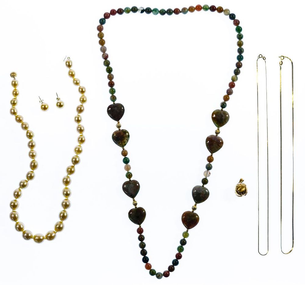 Lot 259: 14k Gold Jewelry Assortment