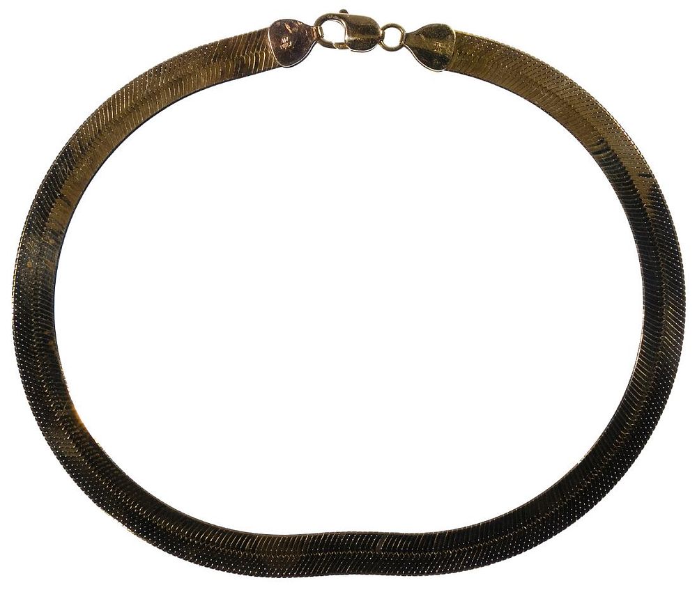 Lot 267: 10k Gold Herringbone Necklace