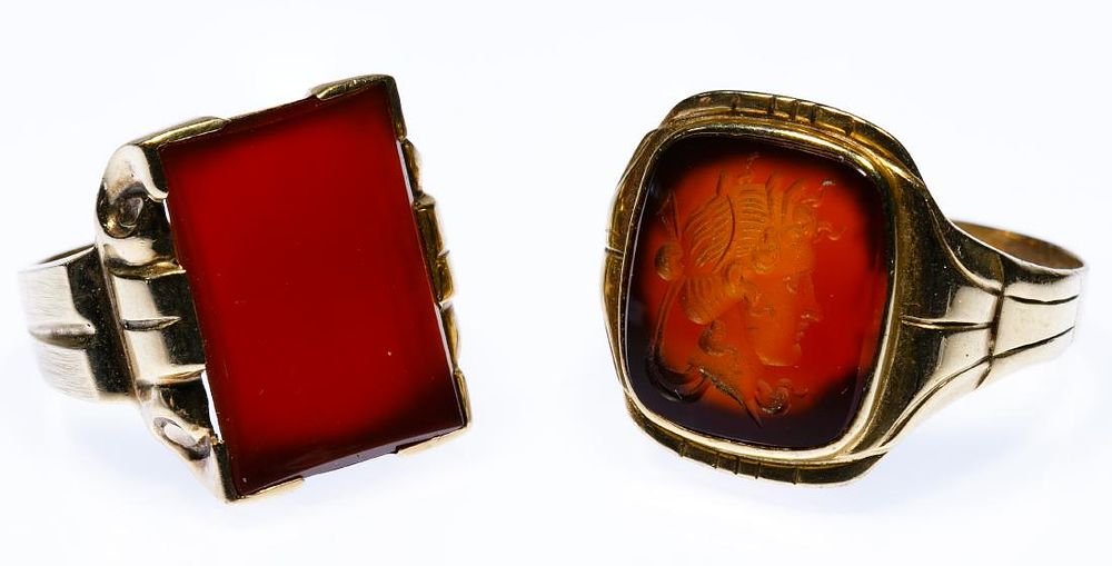 Lot 278: 10k Gold and Gemstone Rings