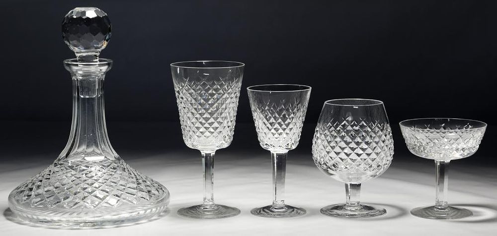 Lot 358: Waterford Crystal 'Alana' Assortment