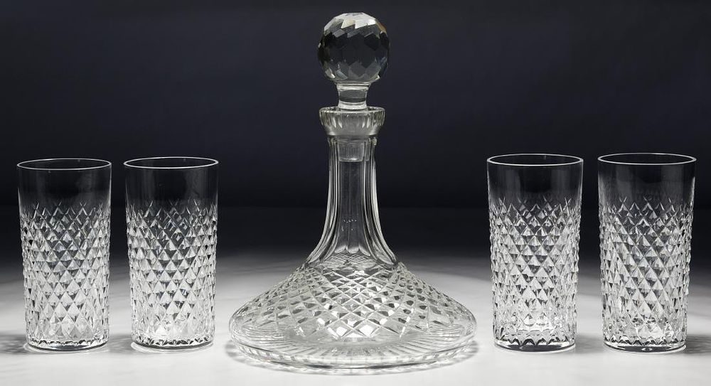 Lot 359: Waterford Crystal 'Alana' Assortment