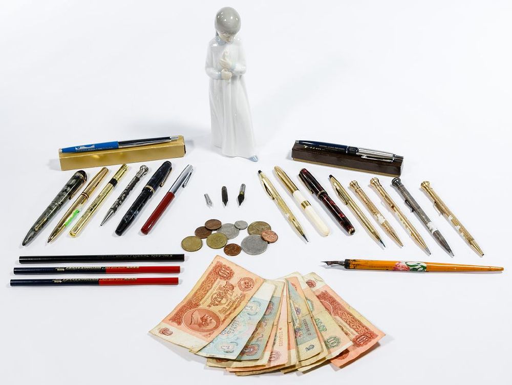 Lot 403: Fountain Pen and Pencil Assortment