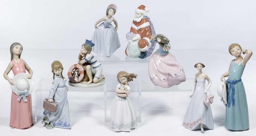 Lot 410: Lladro Figurine Assortment