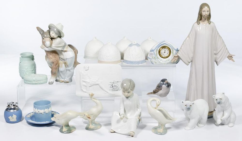 Lot 412: Lladro, Wedgwood and Royal Copenhagen Assortment