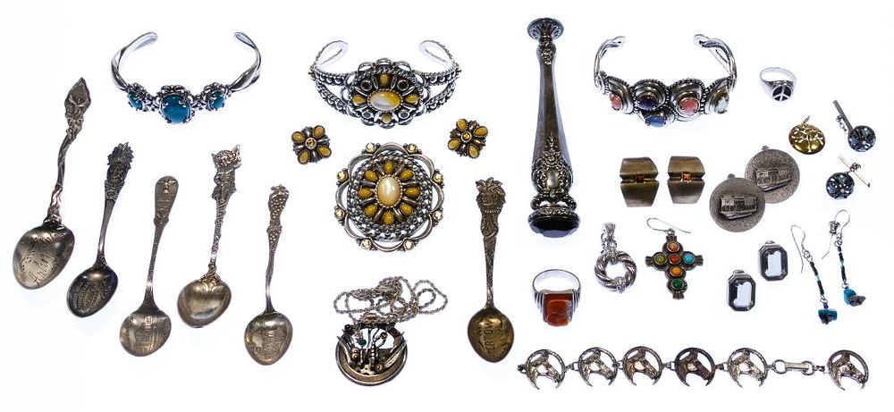 Lot 482: Sterling Silver Jewelry Assortment