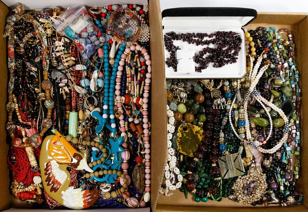 Lot 498: Costume Jewelry Assortment