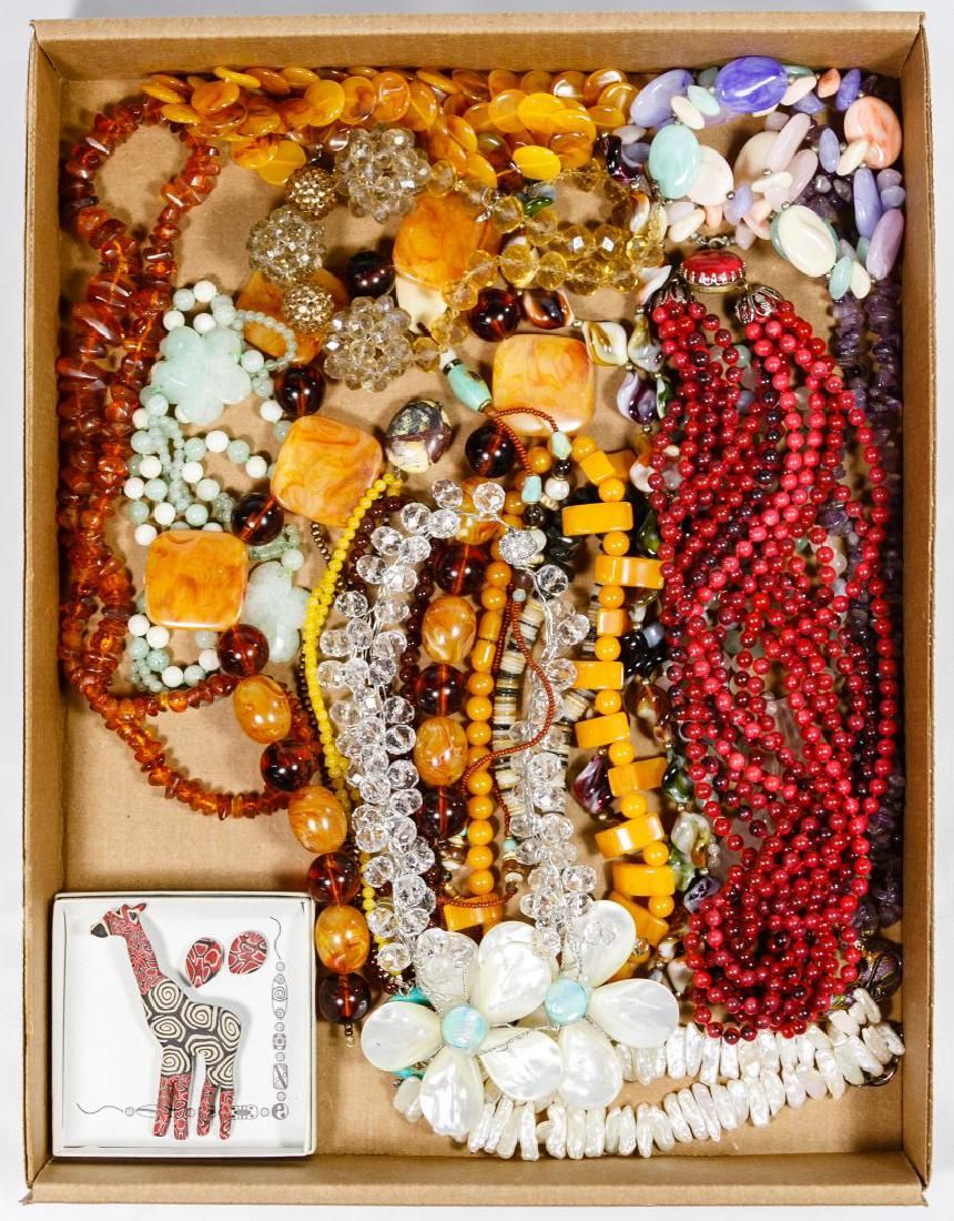 Lot 501: Costume Jewelry Assortment