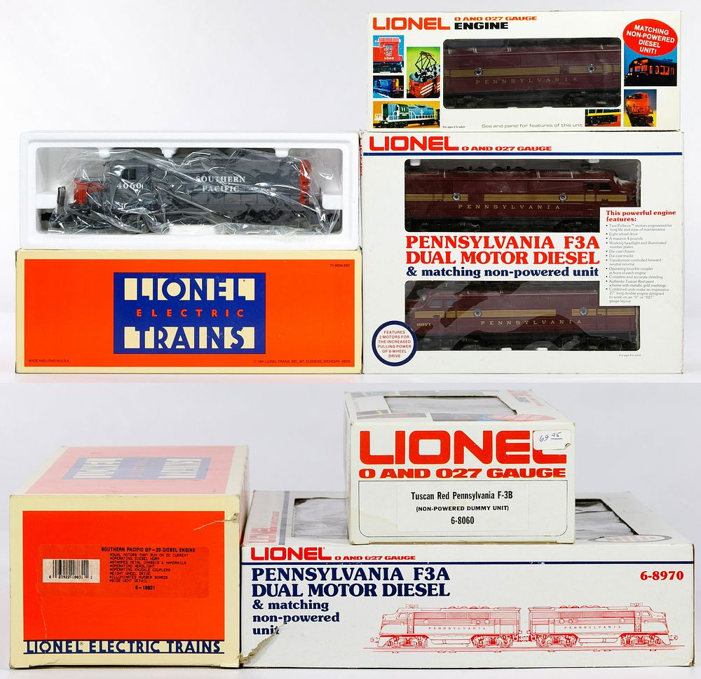Lot 226: Lionel Model "O" Gauge Train Assortment