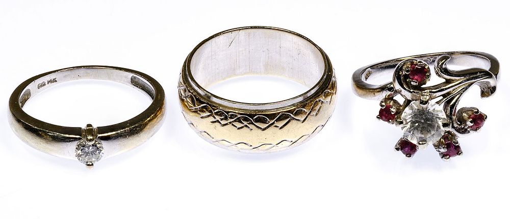 Lot 264: 14k White Gold Ring Assortment