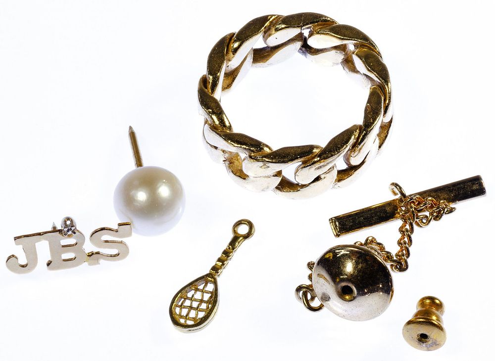 Lot 293: 14k Gold Jewelry Assortment
