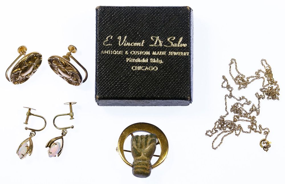Lot 295: 14k Yellow Gold Jewelry Assortment
