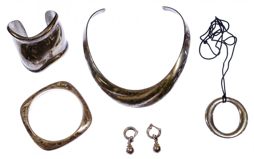 Lot 310: Tiffany & Co Sterling Silver Jewelry Assortment