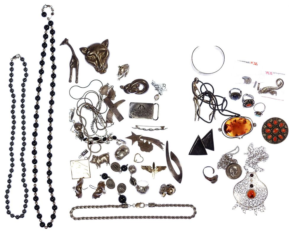 Lot 316: Sterling Silver Jewelry Assortment