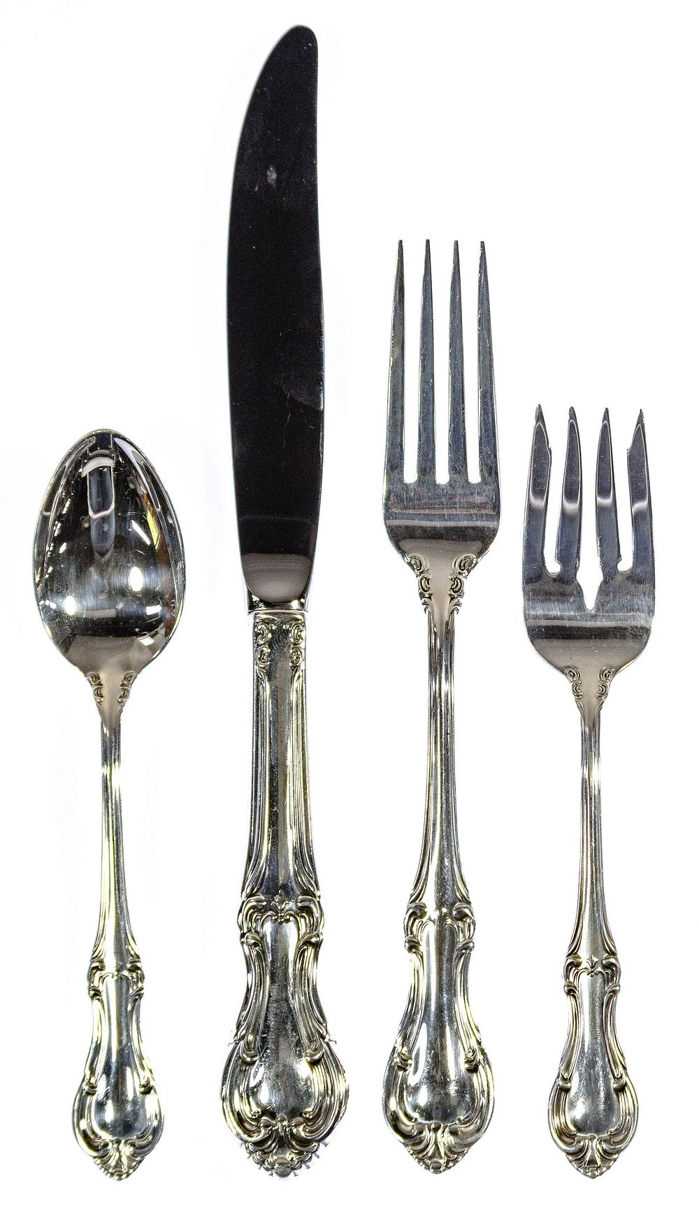 Lot 334: International 'Joan of Arc' Sterling Silver Flatware