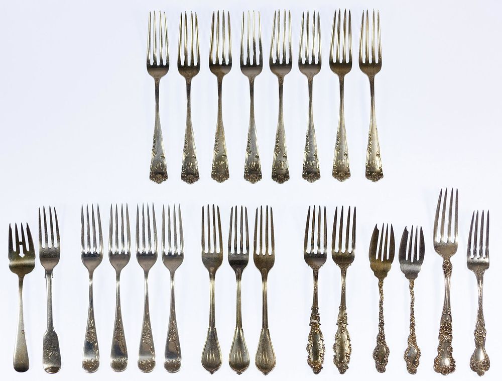 Lot 342: Sterling Silver Flatware Assortment