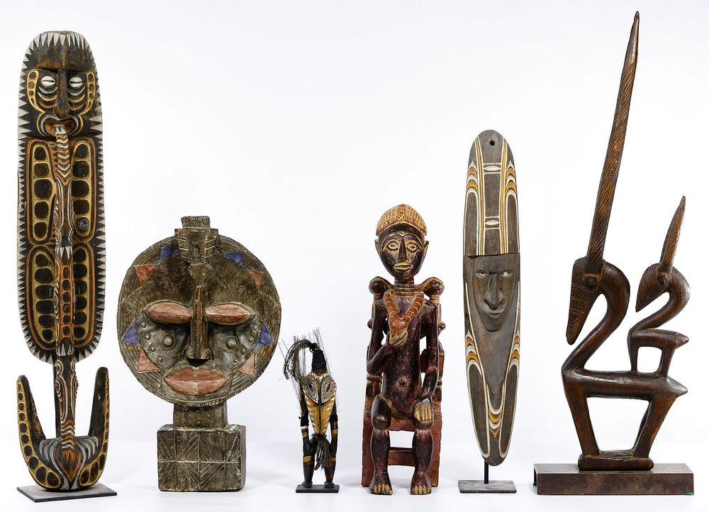 Lot 162: Ethnographic Object Assortment