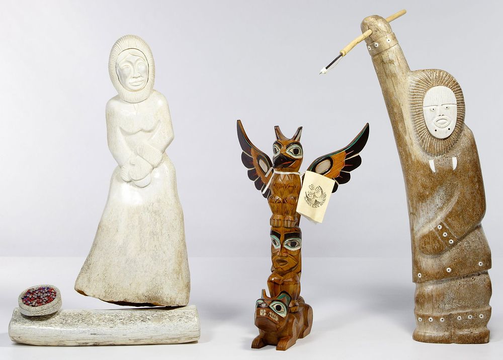 Lot 174: Native American Inuit Carving Assortment