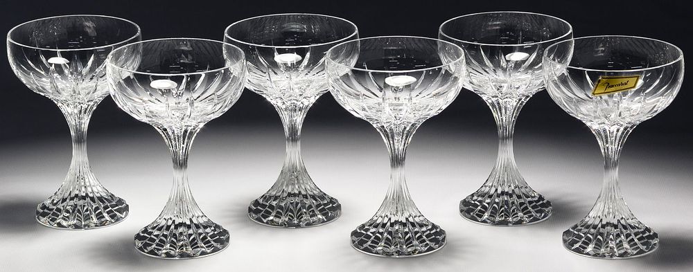 Lot 332: Baccarat Crystal