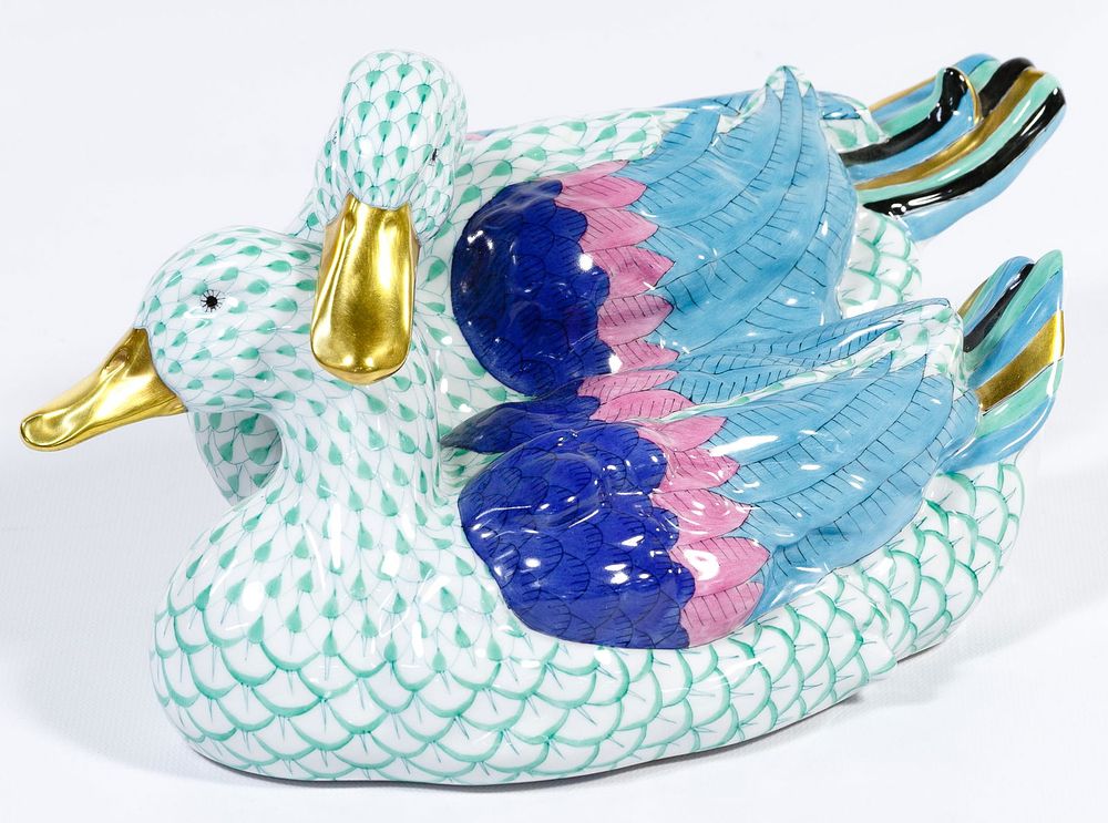 Lot 356: Herend Pair of Ducks Figurine
