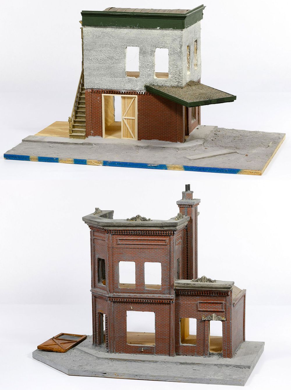 Lot 369: City Building Miniatures