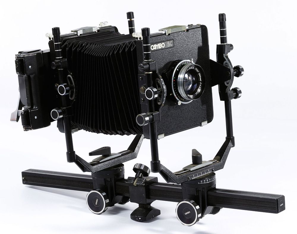 Lot 418: Cambo SC Monorail 4 x 5 View Camera