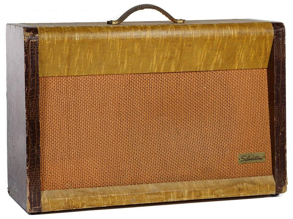 Lot 508: Silvertone 1956 MDL 1335 Amplifier