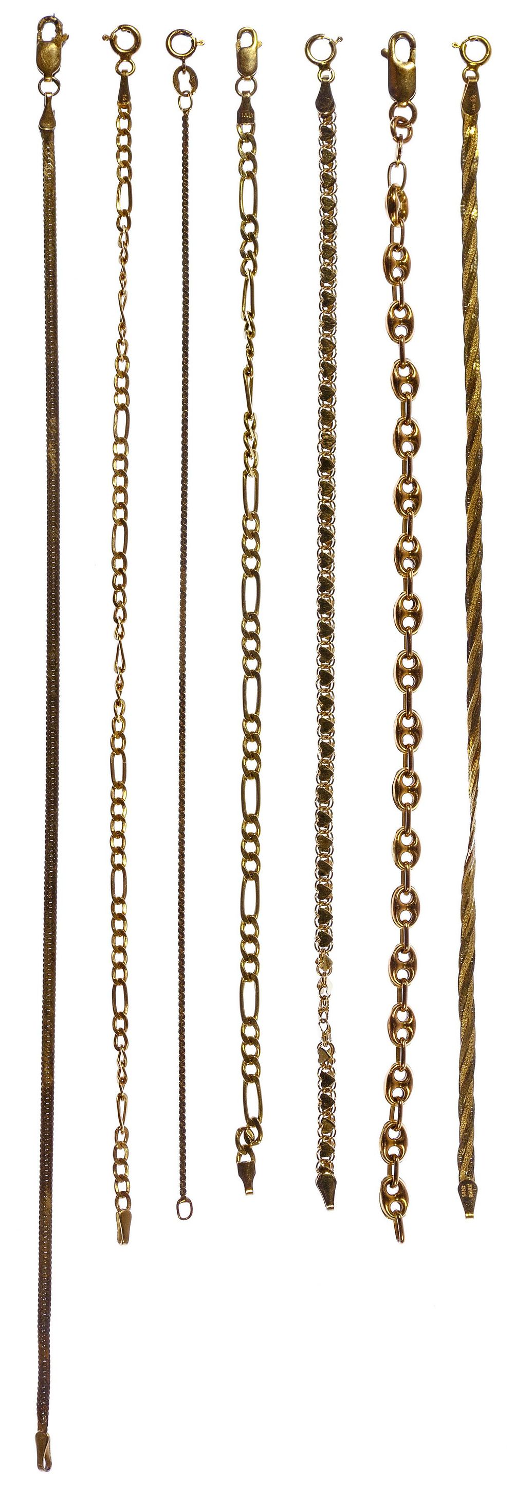 Lot 538: 14k Yellow Gold Bracelet Assortment