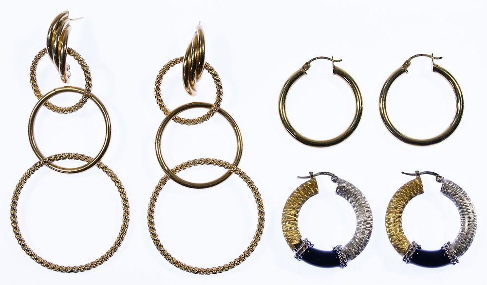 Lot 540: 14k Gold Pierced Hoop Earring Assortment