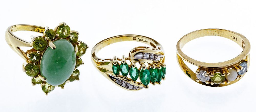 Lot 550: 14k Gold and Gemstone Ring Assortment