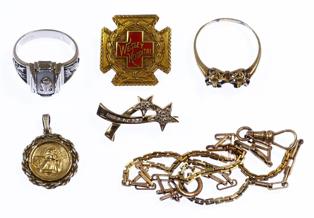 Lot 567: 10k Gold Jewelry Assortment