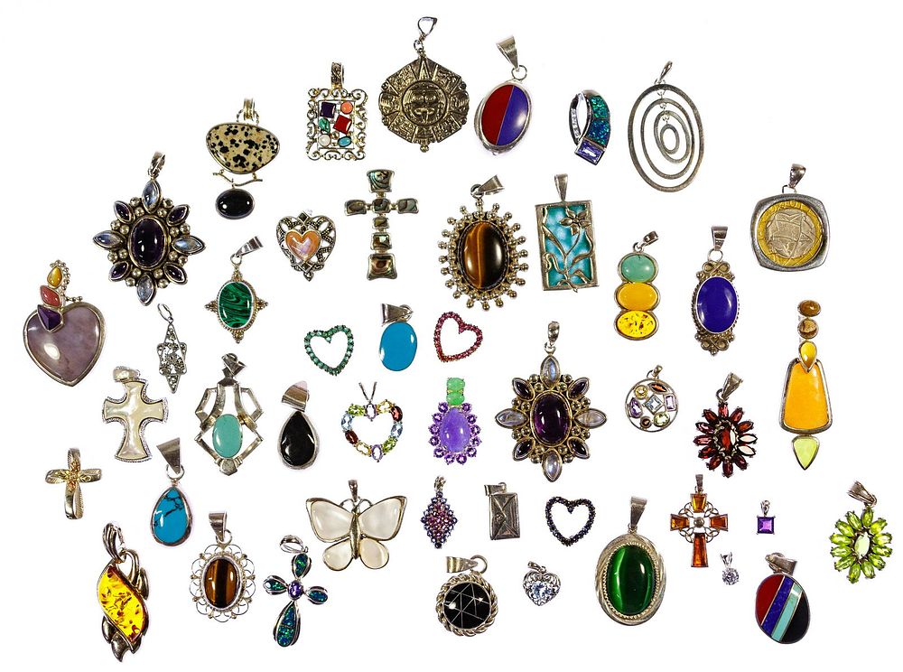 Lot 588: Sterling Silver Jewelry Assortment