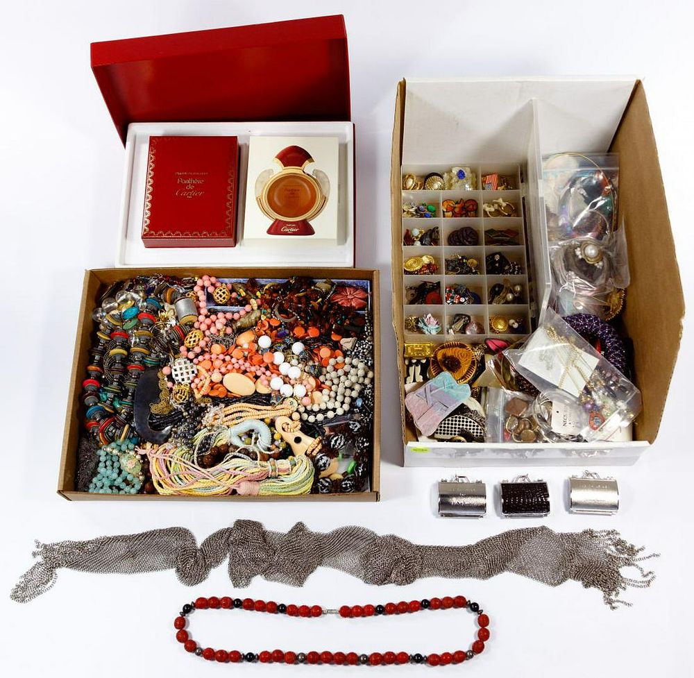 Lot 596: Costume Jewelry Assortment