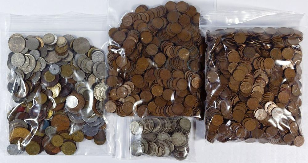 Lot 619: US and World Coin Assortment