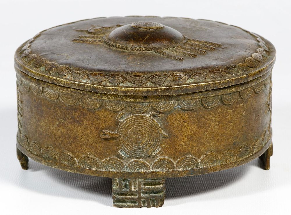 Lot 193: African Tribal Bronze Box