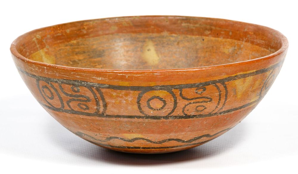 Lot 233: Pre-Columbian Pottery Bowl