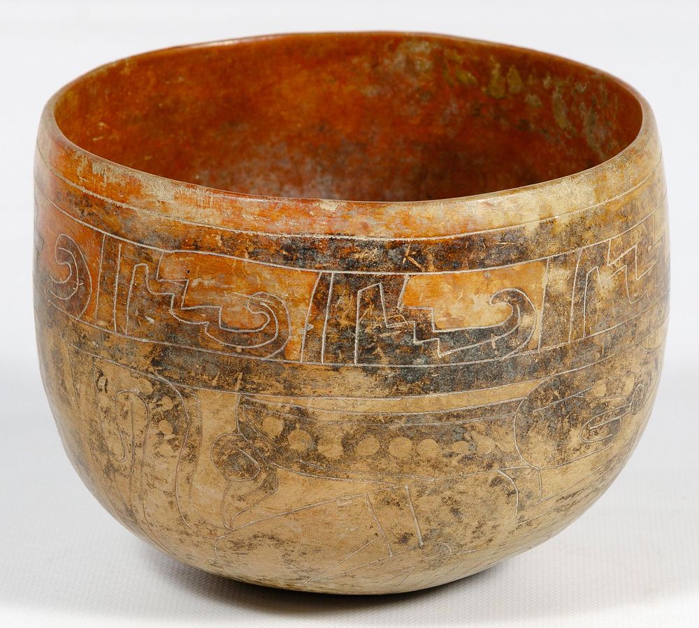 Lot 244: Pre-Columbian Pottery Bowl