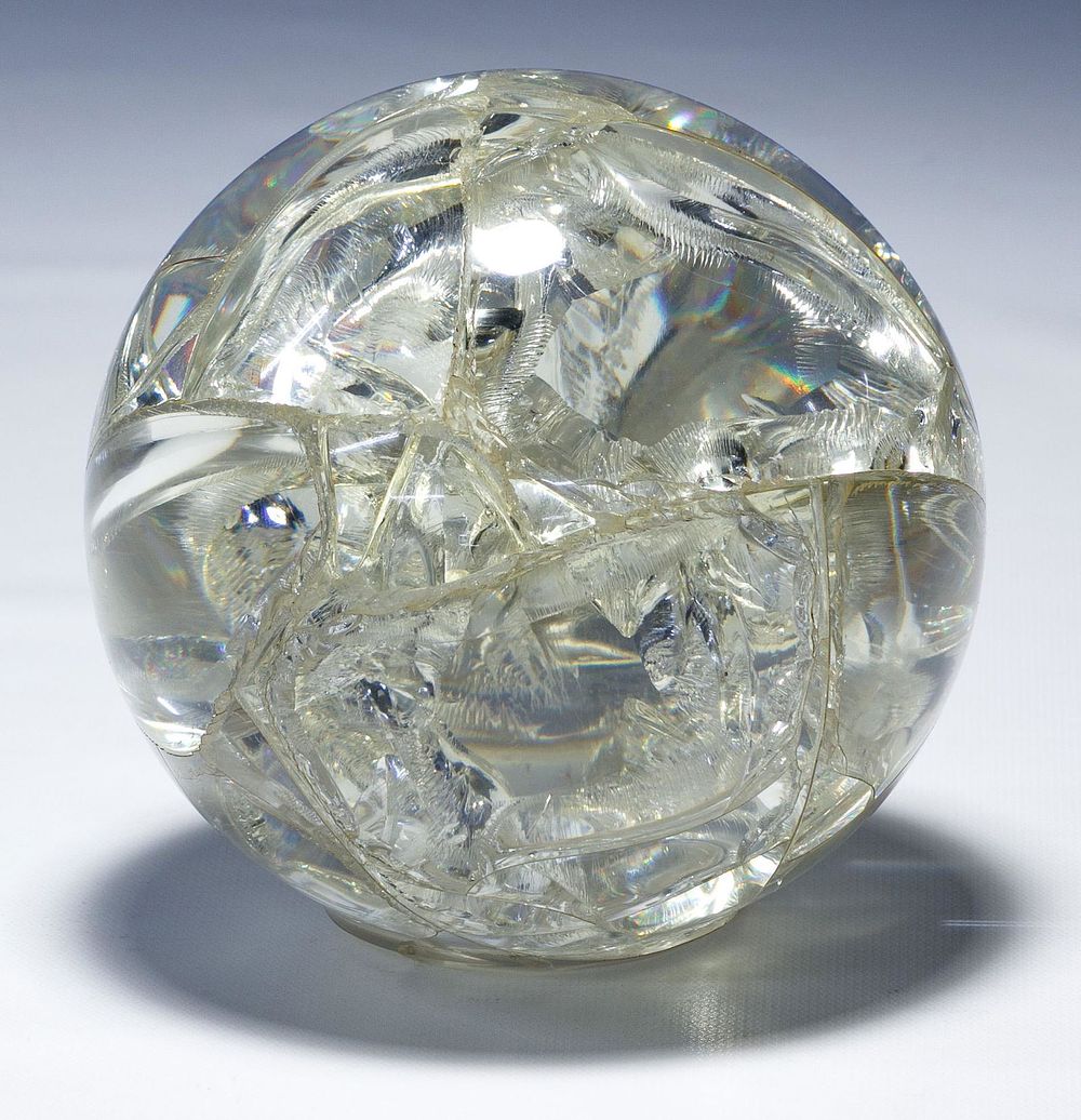 Lot 259: Francois Godebski (1939-1997) Fractal Resin Sphere