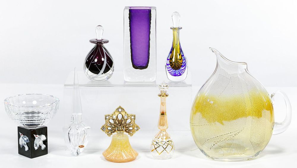 Lot 270: Art Glass Assortment
