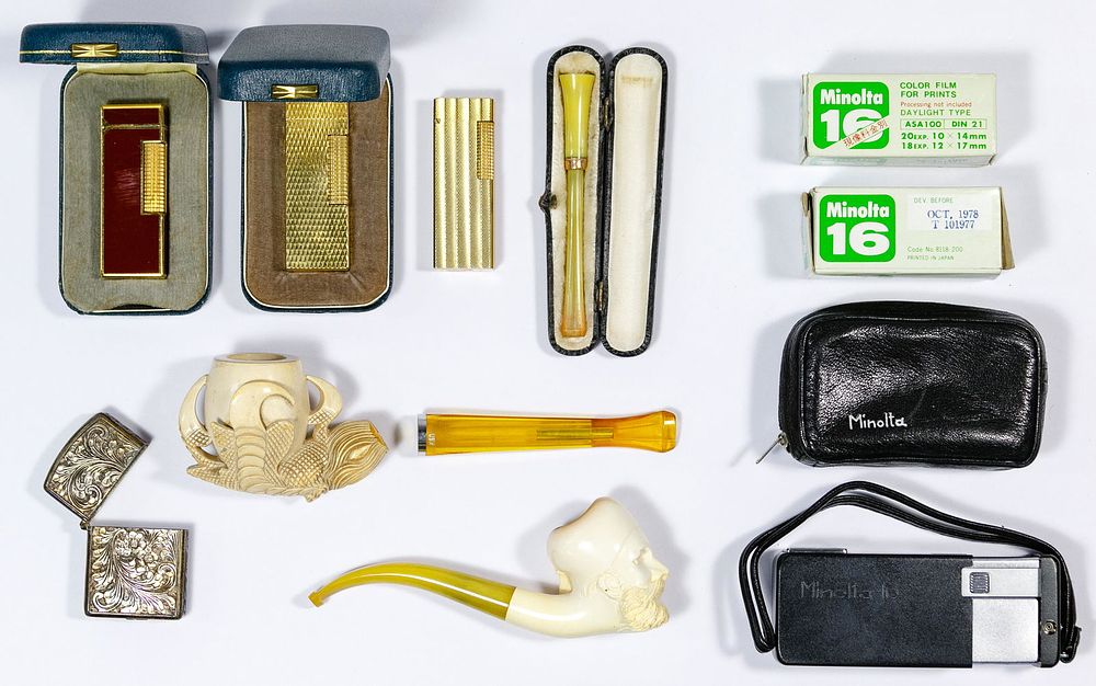 Lot 307: Lighter and Pipe Assortment