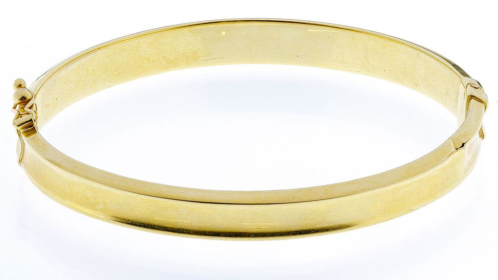 Lot 601: 18k Gold Hinged Bangle Bracelet