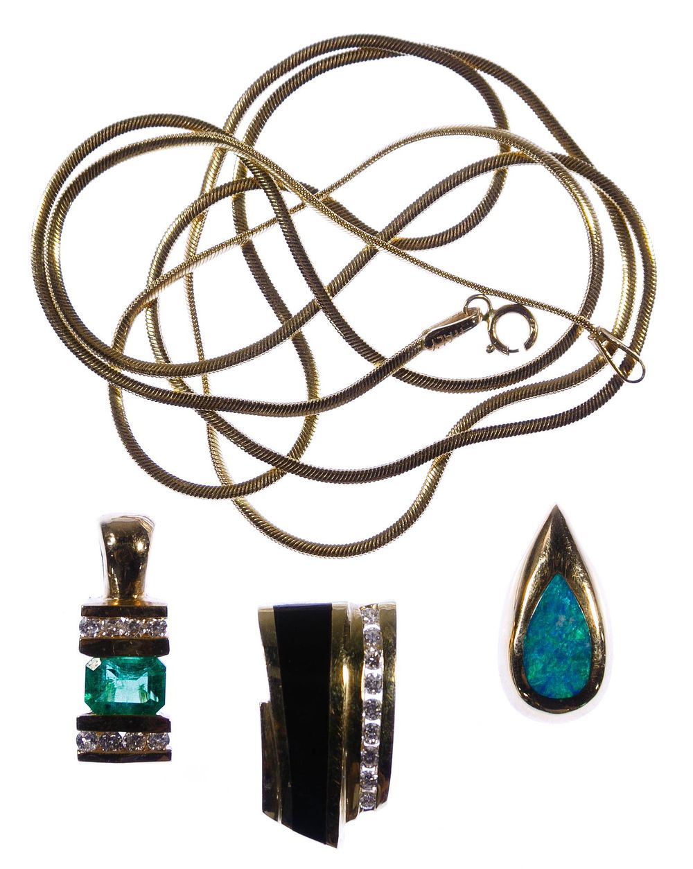 Lot 653: 14k Gold Necklace and Pendant Assortment