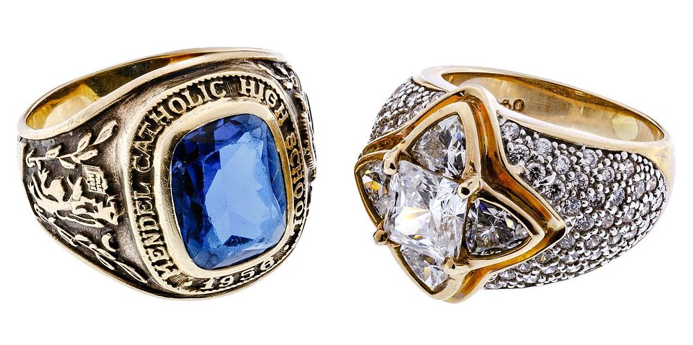Lot 673: 10k Gold and Gemstone Rings