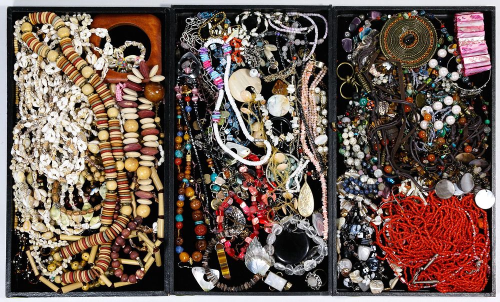 Lot 708: Natural Stone Costume Jewelry Assortment