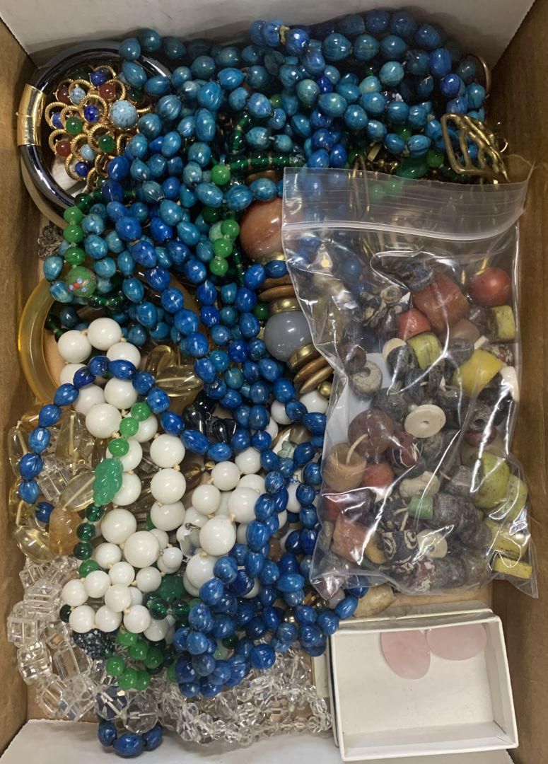 Lot 714: Costume Jewelry Assortment